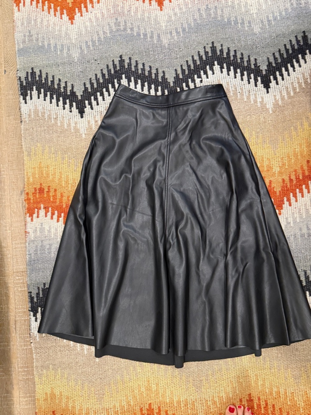 Gorg NWT BANANA REPUBLIC FACTORY Faux Leather Skirt 2P